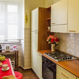  Apartamento Termini Italia